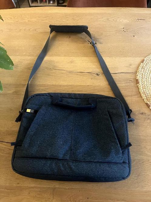 Laptoptas 13inch CaseLogic te koop!, Computers en Software, Laptoptassen, Zo goed als nieuw, Schoudertas, 13 inch, Ophalen of Verzenden