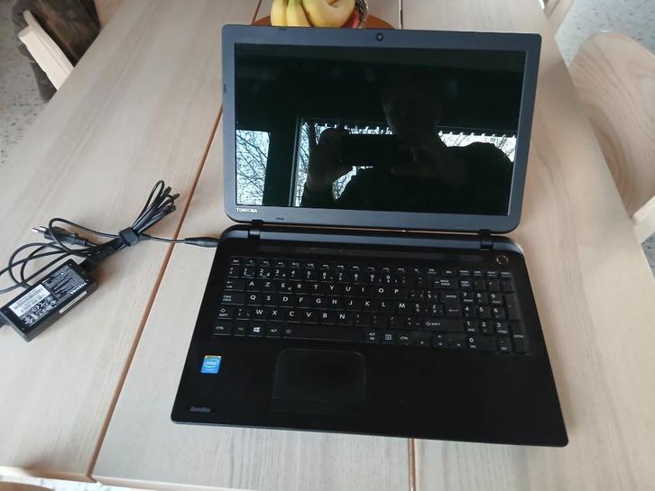 Laptop Toshiba, Computers en Software, Windows Laptops, Refurbished, 15 inch, HDD, 2 tot 3 Ghz, 4 GB, Azerty, Ophalen