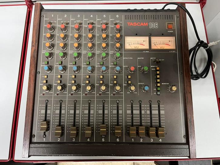 TASCAM 106 console de mixage Analogique (6 Ent./4 Bus), TV, Hi-fi & Vidéo, Chaîne Hi-fi, Utilisé, Enlèvement