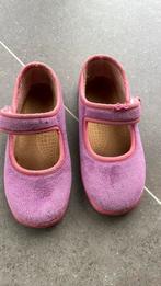 Roze pantoffel maat 28 Kickers, Enfants & Bébés, Vêtements de bébé | Chaussures & Chaussettes, Enlèvement, Utilisé