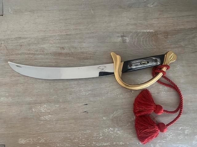 Decoratieve sabel–gebogen kling–hoorn greep–rode kwast, Verzamelen, Militaria | Algemeen, Mes of Dolk, Ophalen of Verzenden