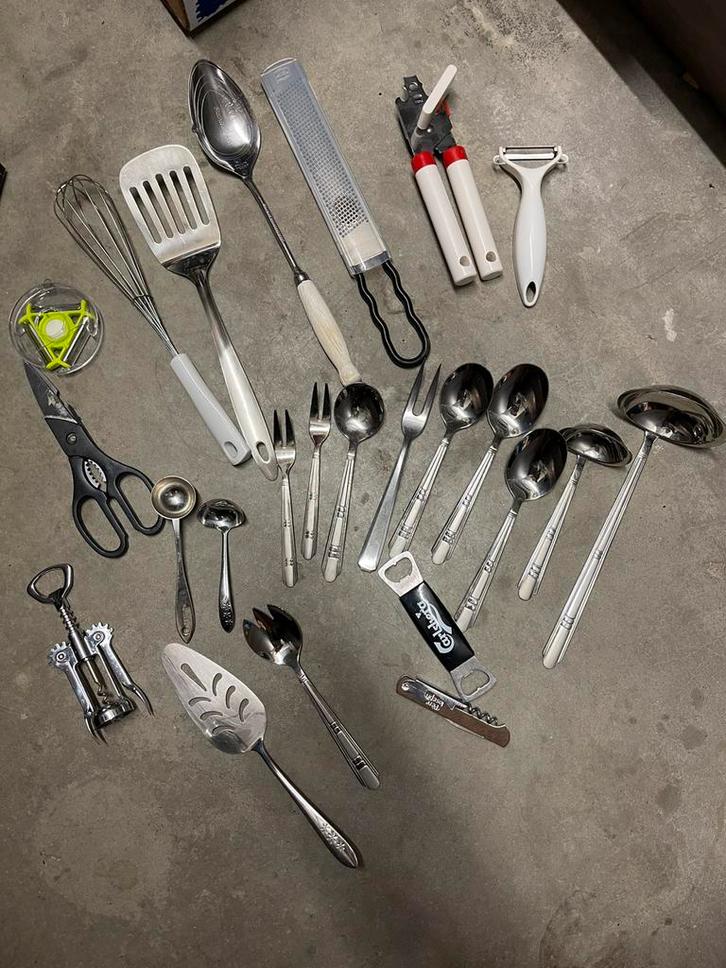 Gerief van een buitenkeuken keukengerei, Huis en Inrichting, Keuken | Bestek, Zo goed als nieuw, Ophalen of Verzenden
