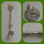 Vorkje Les Halles in Ypres            (Verzendkosten € 2,00), Verzamelen, Verzenden, Verzilverd, Zo goed als nieuw, Metaal