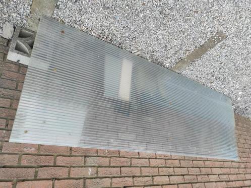 plaque polycarbonate utilisée 3X1m =40€, Doe-het-zelf en Bouw, Platen en Panelen, Gebruikt, Overige materialen, Minder dan 20 mm