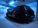 Blikvanger! Golf MK4 2002 verlaagt GTI velgen, Auto's, 4 deurs, Stof, Zwart, 4 cilinders