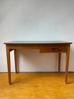 Bureautje vintage design, Huis en Inrichting, Ophalen