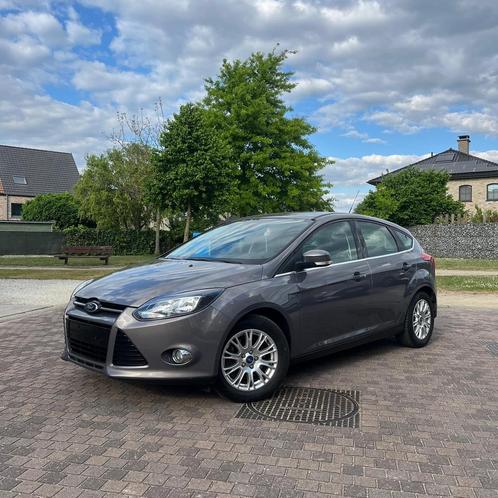 Ford focus 1.6 met keuring, Auto's, Ford, Particulier, Focus, Elektrische ramen, Benzine, 5 deurs, Onderhoudsboekje, Ophalen