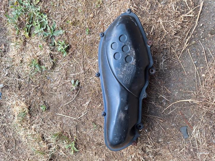 Originele luchtfilterhuis pgo 50cc scooter 2 takt, Fietsen en Brommers, Brommeronderdelen | Algemeen, Zo goed als nieuw, Carburateur