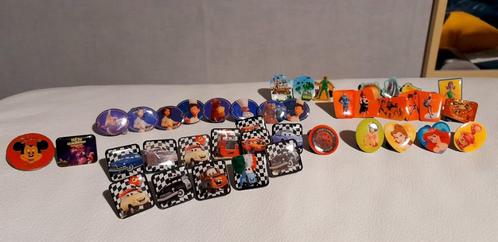 Lot de 40 Pins Disney, Verzamelen, Speldjes, Pins en Buttons, Gebruikt, Speldje of Pin, Overige onderwerpen, Ophalen