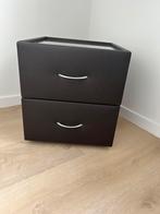 2 Nachtkastjes BEKA, Ophalen, Zo goed als nieuw