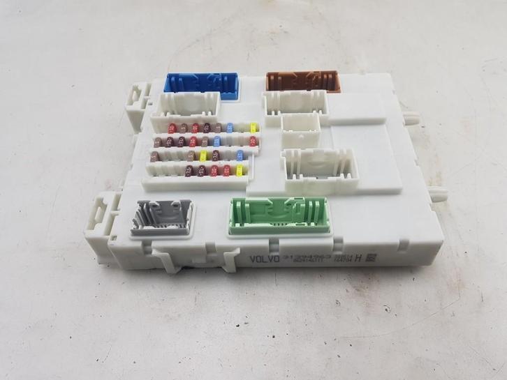 ZEKERINGKAST Volvo V40 (MV) (01-2012/08-2019) (|31394963|), Auto-onderdelen, Elektronica en Kabels, Volvo, Gebruikt