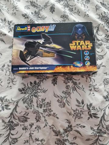 Maquette Revell Easykit – Anakin's Jedi Starfighter beschikbaar voor biedingen