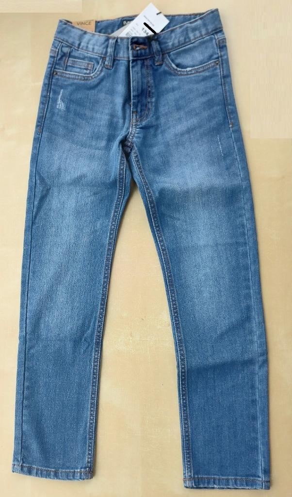 Jeansbroek Vince Straight, Bel & Bo maat 134 (nieuw), Enfants & Bébés, Vêtements enfant | Taille 134, Neuf, Garçon, Pantalon, Envoi