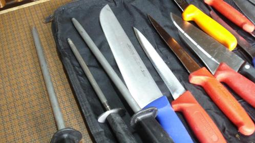een tas met beenhouwer gerreedschap, Hobby en Vrije tijd, Overige Hobby en Vrije tijd, Zo goed als nieuw, Ophalen
