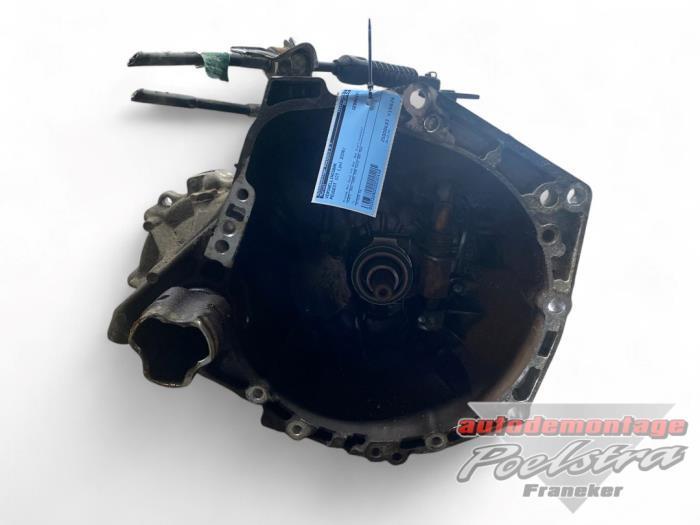 Boîte de vitesse d'un Peugeot 107, Autos : Pièces & Accessoires, Transmission & Accessoires, Peugeot, Utilisé, 3 mois de garantie