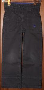 Grijze s.Oliver broek met verrassend paars accent - maat 104, Broek, Gebruikt, Meisje, Ophalen of Verzenden