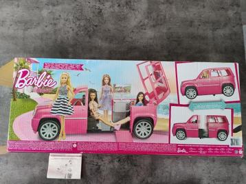 Barbie auto met 4 poppen beschikbaar voor biedingen