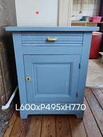 Petite Armoire ancienne. Long 60*prof*49.5*Haut 77 cm, Maison & Meubles, Armoires | Autre, Enlèvement, Utilisé