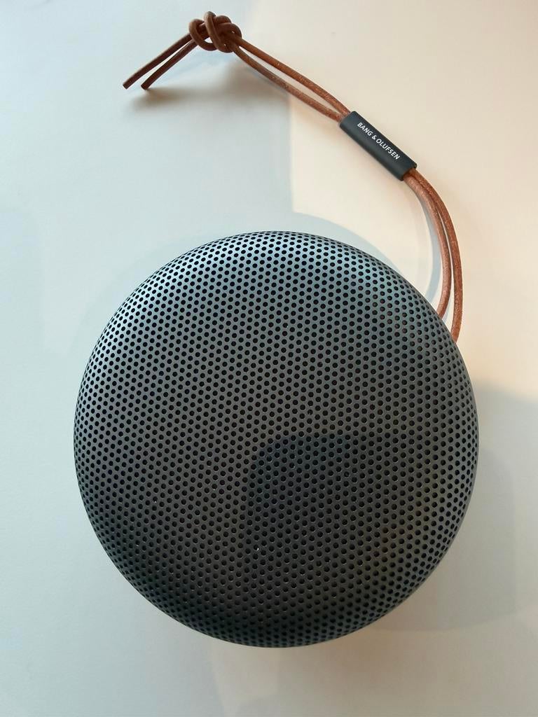 B&O Beosound A1 2nd Gen black anthracite, Audio, Tv en Foto, Luidsprekerboxen, Overige typen, Nieuw, Minder dan 60 watt, Ophalen