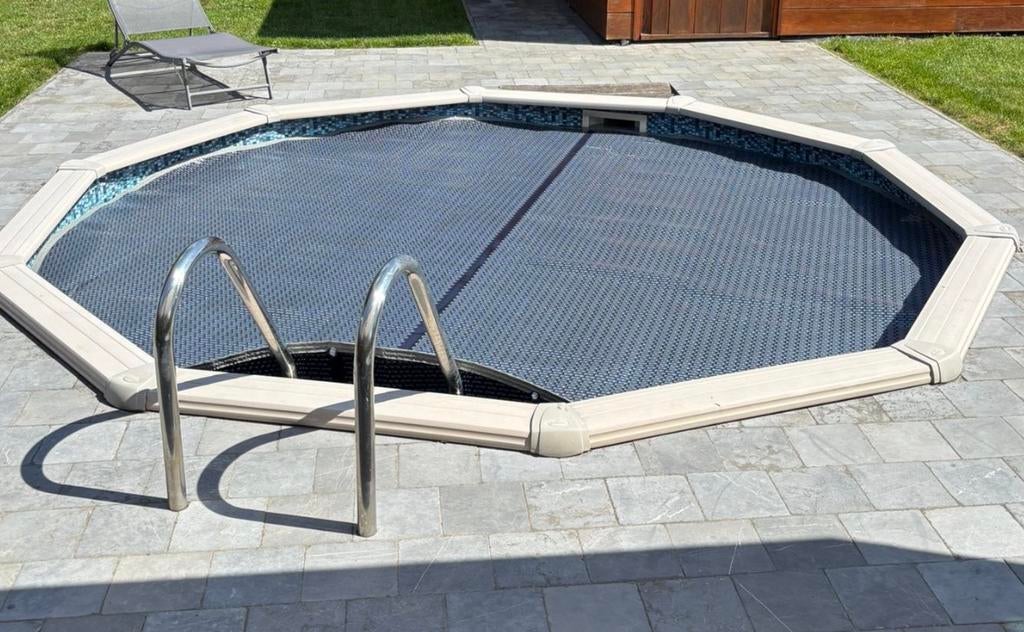 Zwembadzeil/noppenfolie nieuwstaat, Ophalen, Zo goed als nieuw