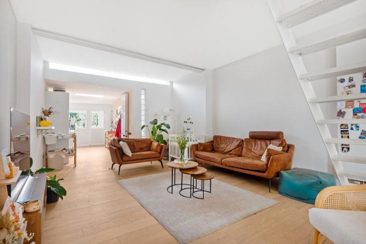 Salon 'Karma' 3+2 zit, Huis en Inrichting, Zetels | Zetels, Zo goed als nieuw, Rechte bank, Vierpersoons of meer, 200 tot 250 cm