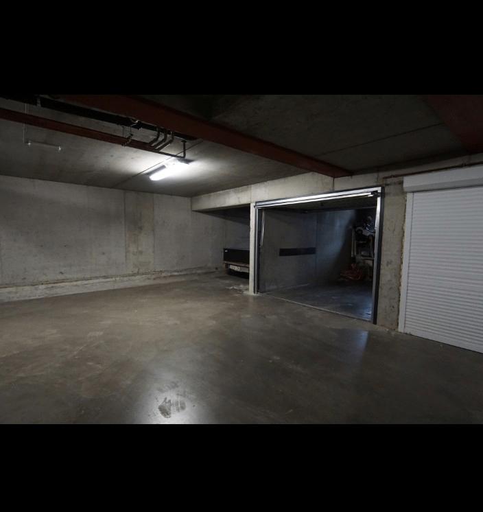 Garage à vendre, Bruxelles