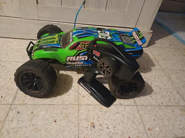 Traxas rustler, Hobby en Vrije tijd, Modelbouw | Radiografisch | Auto's, Zo goed als nieuw, Auto offroad, Overige typen, Ophalen of Verzenden