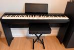 Piano numérique Roland FP-30X + Stand + Pédale + Tabouret, Enlèvement, Comme neuf, Noir, Piano
