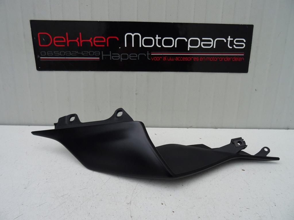 Rechter Kontdeel / Achterkant Yamaha YZF R6 2017-2024 RJ27, -, Utilisé, -, -