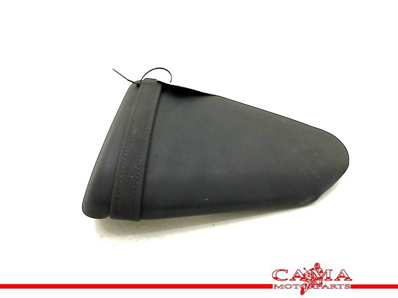 SIEGE ARRIÈRE ZX 10 R 2008-2010 (NINJA ZX-10R ZX1000E-F), Dhr. S. di Majo, Utilisé, Info@cama-motorparts.nl, P.J. Troelstraweg 8 8
3144 CX  MAASSLUIS, NL