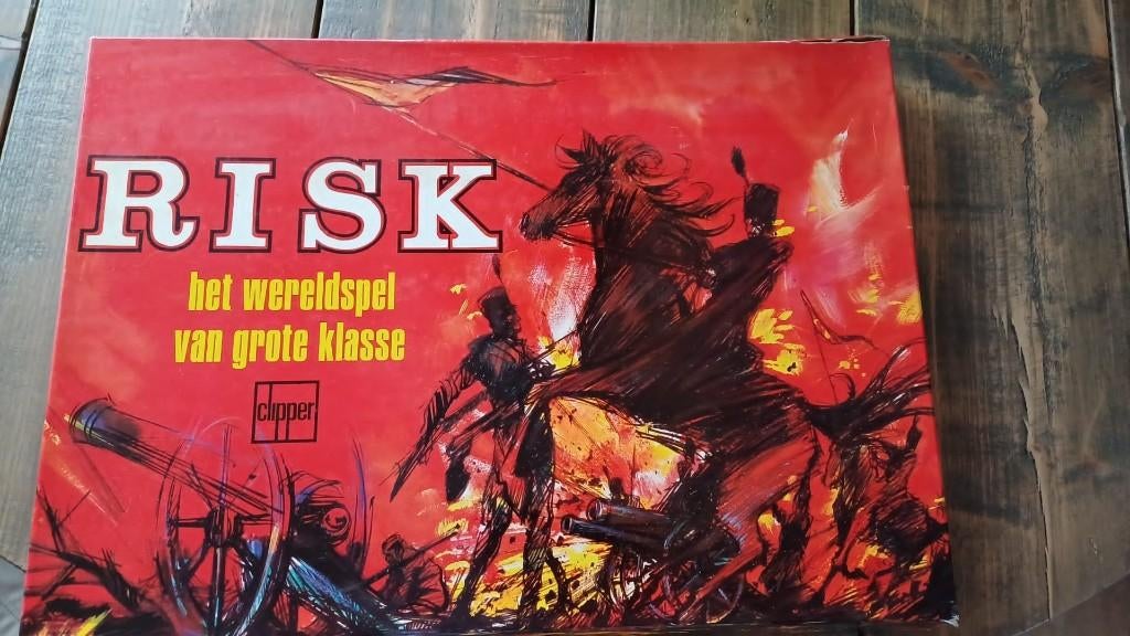 bordspel vintage XXL Risk rode doos 1976 of 1980, Vijf spelers of meer, Ophalen of Verzenden, Gebruikt