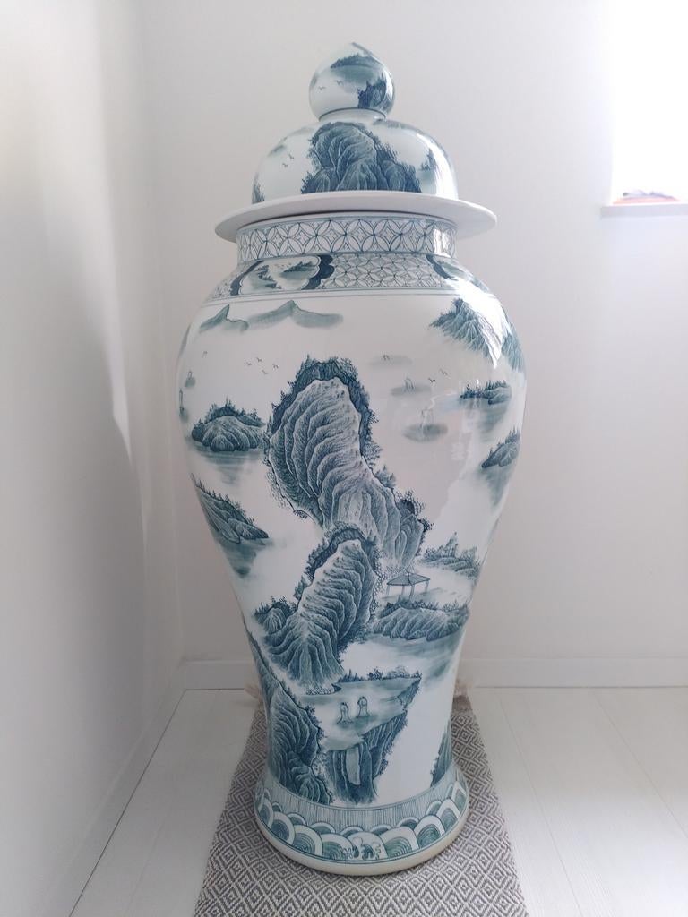 Prachtige grote vaas als decoratie, Ophalen