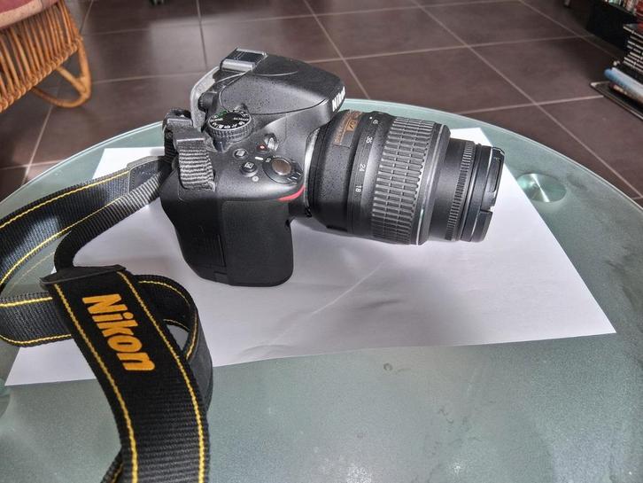 Nikon D 5100 camera + accessoires, Verzamelen, Foto-apparatuur en Filmapparatuur, Ophalen
