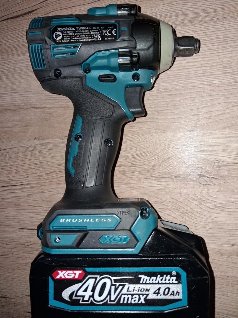 Makita TW004G slagmoersleutel 40Volt, Ophalen