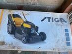 Tondeuse à gazon neuve., Enlèvement, Neuf, Stiga, Bac de ramassage