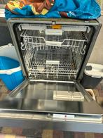 Miele vaatwasmachine, Ophalen, Zo goed als nieuw