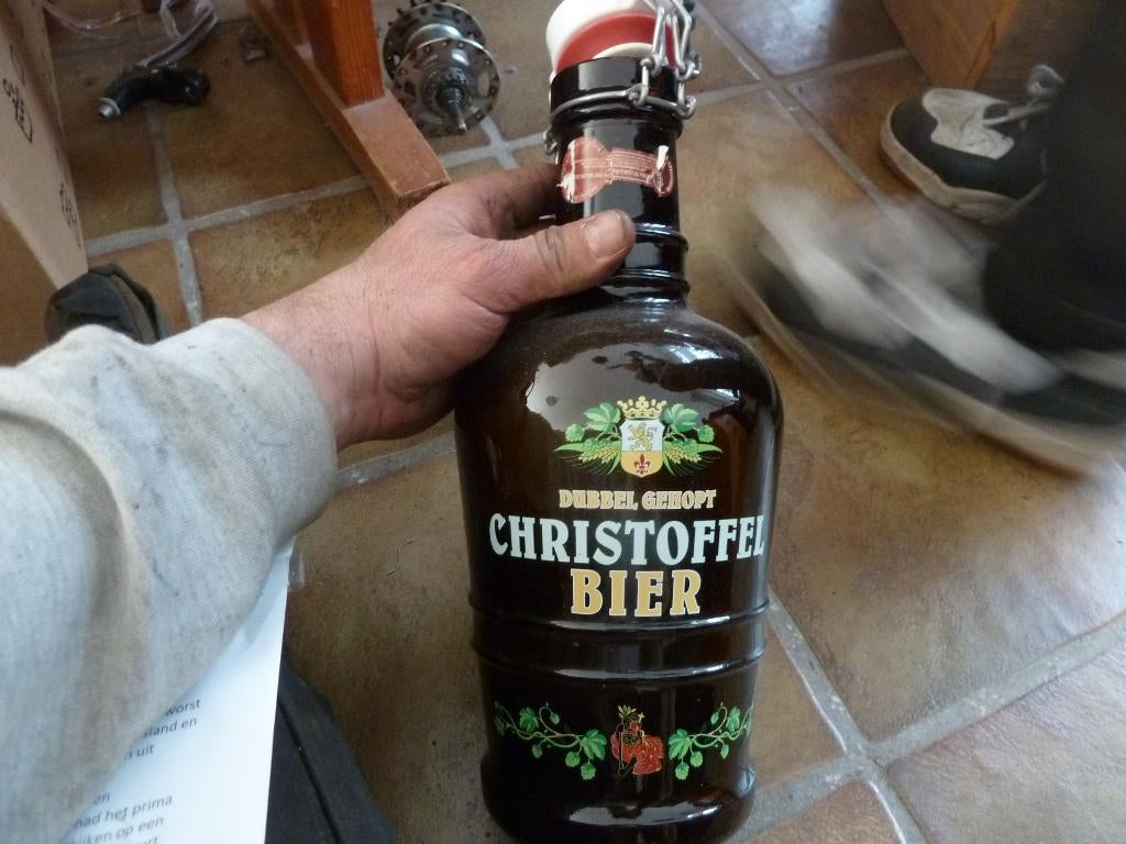 Bouteilles à bière Christoffel, Enlèvement, Bouteille(s)