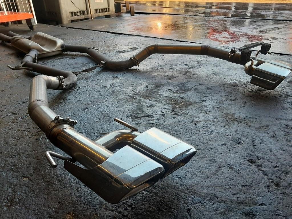 ÉCHAPPEMENT ARRIÈRE SILENCIEUX S (W221) (A2214905321), Utilisé, Mercedes-Benz