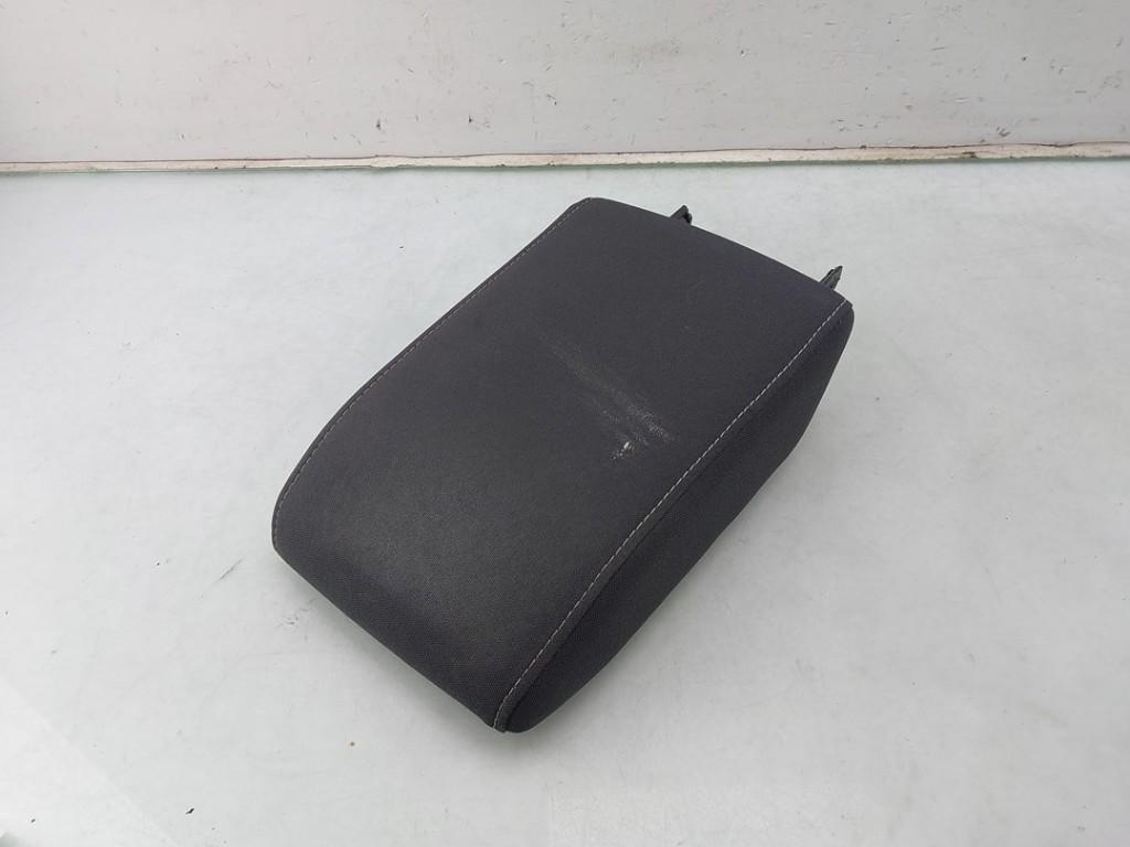 ACCOUDOIR CENTRAL Volkswagen Golf II (19E) (01-1983/12-1992), Autos : Pièces & Accessoires, Dhr. J. Ham, Volkswagen, Administratie@autoham.nl