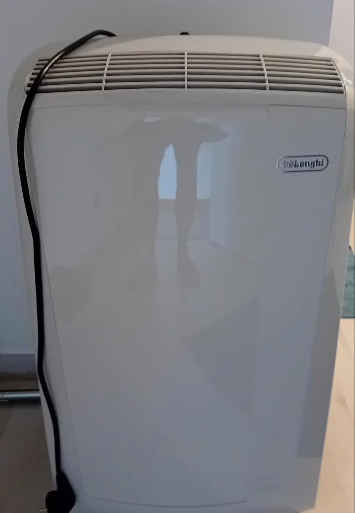 DELONGHI AIRCONDITIONER, DIENDE EEN ZOMERWEEK VOOR OUDERS, Elektronische apparatuur, Airco's, Zo goed als nieuw, Ophalen