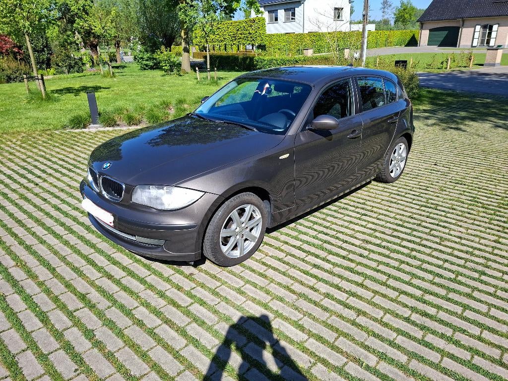 BMW 118D, Autos, BMW, Particulier, Série 1, Airbags, Air conditionné, Alarme, Bluetooth, Verrouillage central, Rétroviseurs électriques