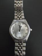 montre Ralph Lauren gris silver pour femme neuf, Handtassen en Accessoires, Horloges | Dames, Ophalen of Verzenden