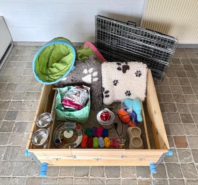 PUPPY SET : bac à litière et accessoires, Animaux & Accessoires, Accessoires pour chiens, Utilisé, Enlèvement