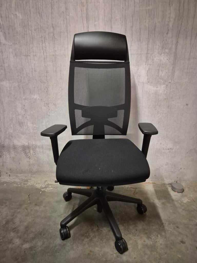 So goed as new black office chair, Huis en Inrichting, Ophalen