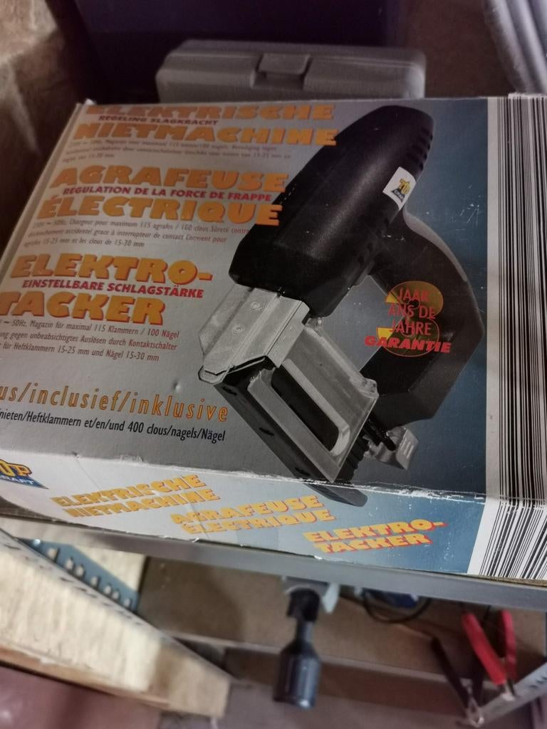 Nietjesmachine, Ophalen