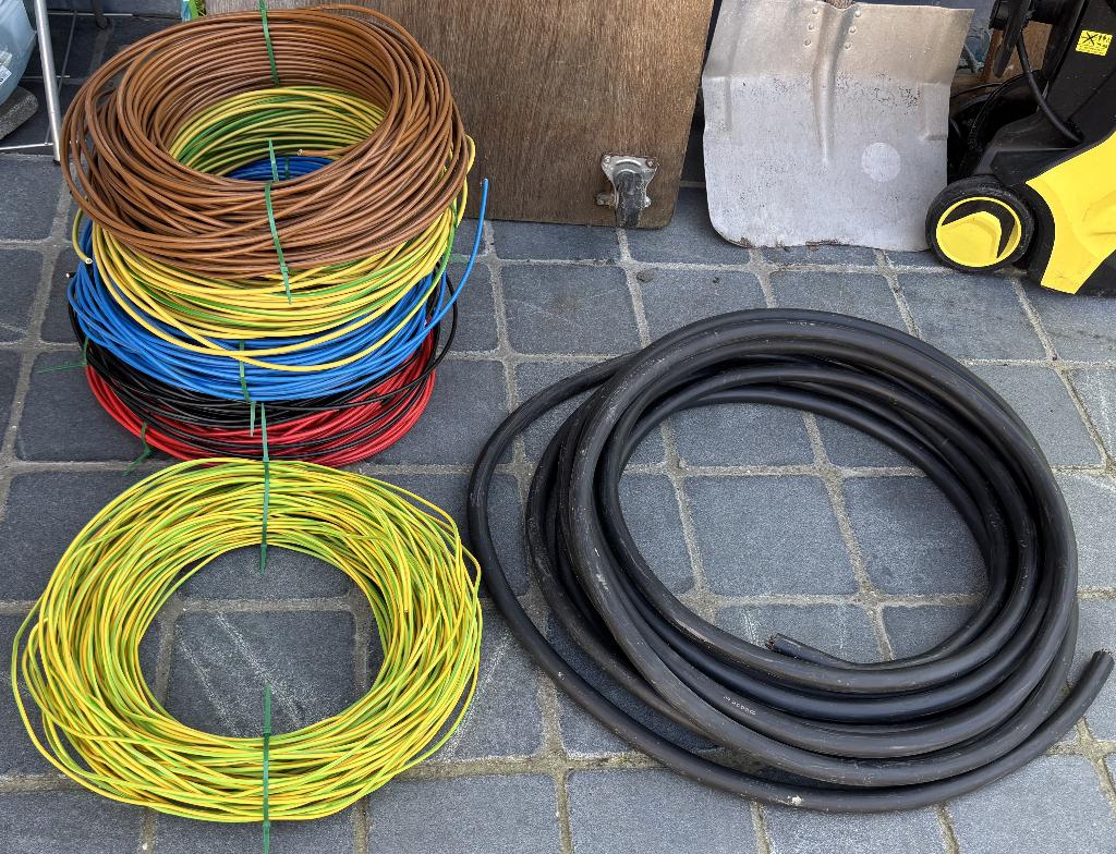 Bedrading, Bricolage & Construction, Électricité & Câbles, Comme neuf, Câble ou Fil électrique, Enlèvement