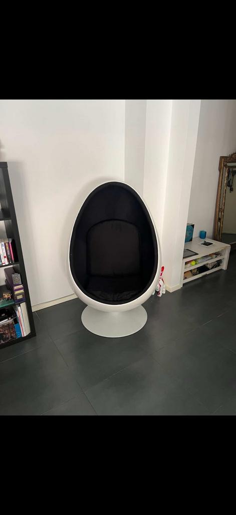 Chaise oeufs pivotante, Animaux & Accessoires, Enlèvement, Comme neuf