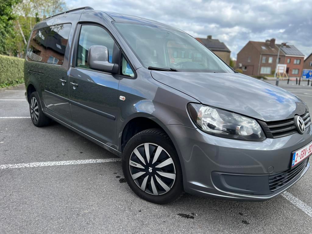 Volkswagen Caddy Maxi 1.6 TDI BlueMotion lichte vracht, Auto's, Volkswagen, Euro 5, Zwart, 1600 cc, Alcantara