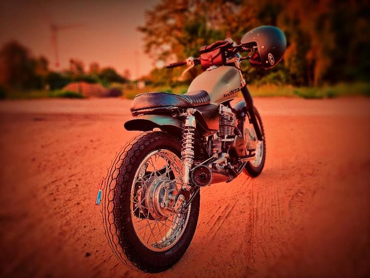 Honda CM 125, Motoren, Motoren | Honda, Particulier, Overig, 11 kW of minder, 2 cilinders, Ophalen