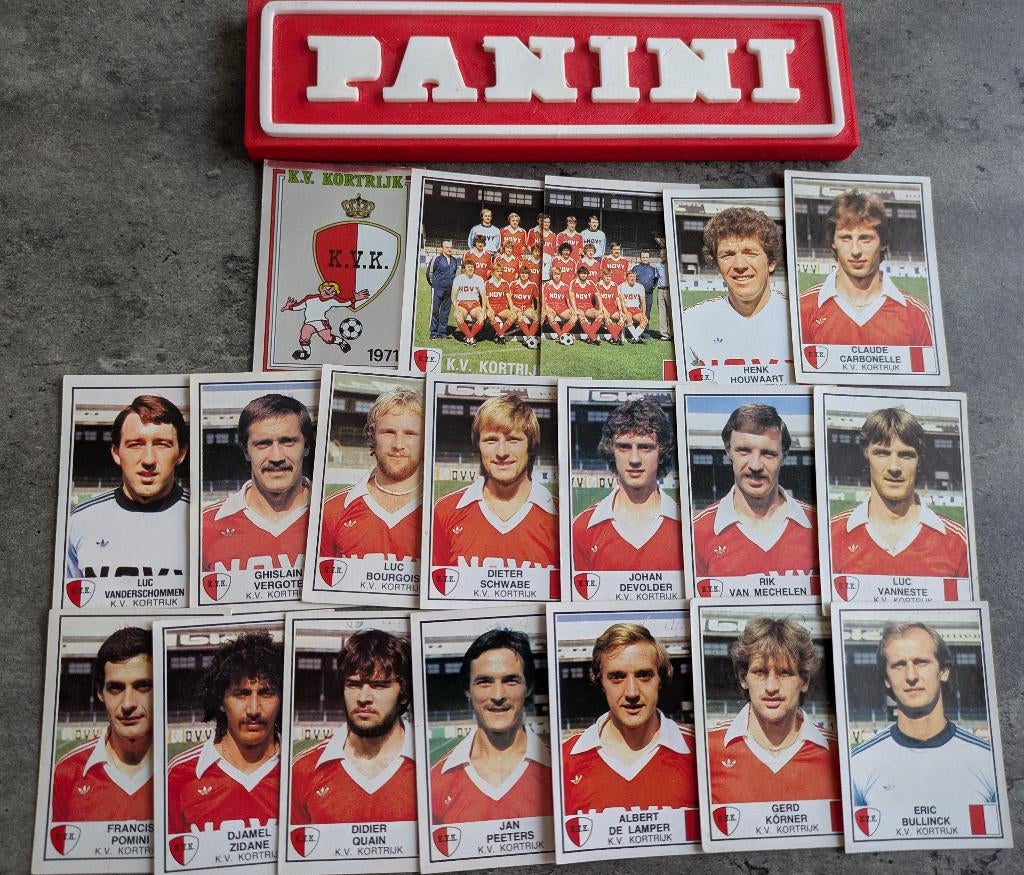 PANINI FOOTBALL 82 KVK COURTRAI  19 AUTOCOLLANTS 1982, Envoi, Neuf, Autocollant